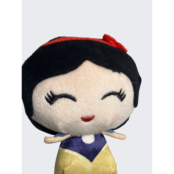 Disney Princess Mini Snow White Tea Cup Plush 2023 Character Doll Soft Toy - Picture 2 of 7